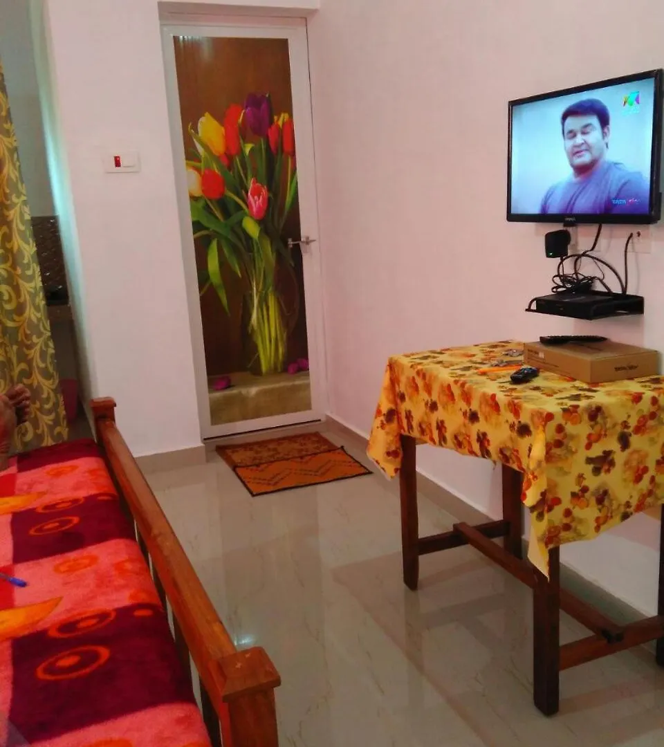 Kanthalloor Homestay Snow White Holiday Homes